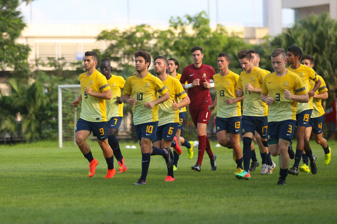[Photo] Australia giấu bài triệt để, U19 Việt Nam công khai mọi vũ khí ảnh 13