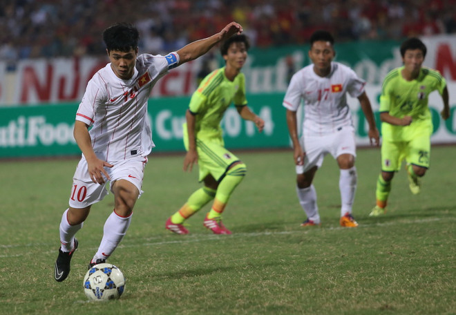 Công Phượng rực sáng, U19 Việt Nam tiến bộ vượt bậc trước Nhật Bản ảnh 1