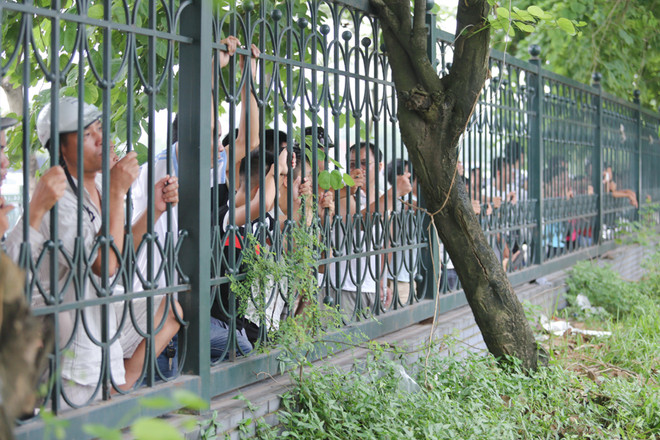 “Lá chắn thép” của U19 Việt Nam có thể nghỉ trận gặp Nhật Bản ảnh 7