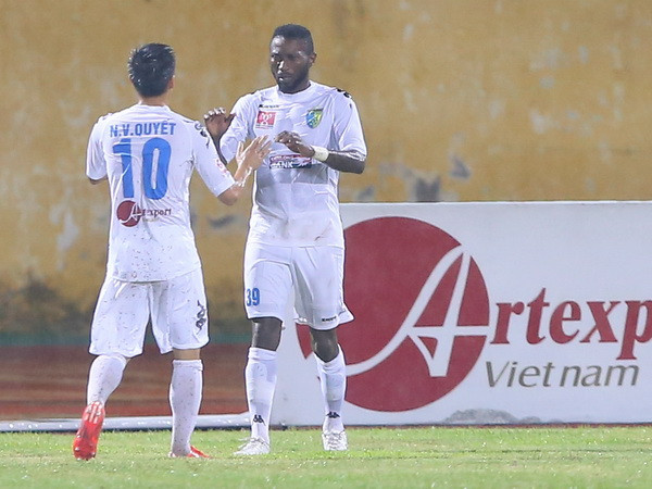 Đương kim á quân Hà Nội T&T: Ổn định để trở lại cuộc đua ảnh 1