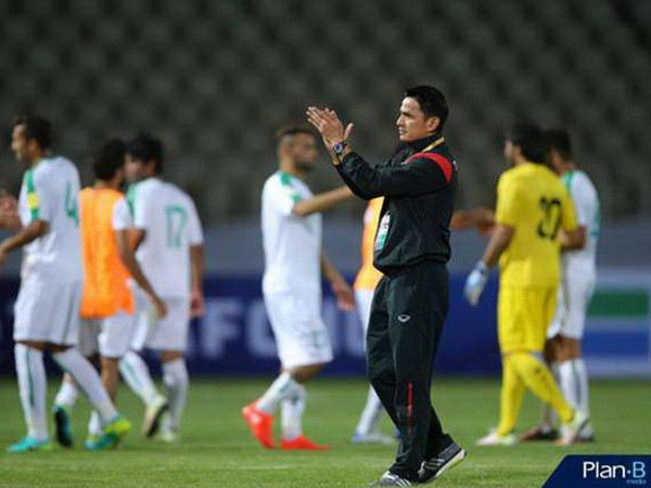 HLV Kiatisuk thừa nhận Thái Lan bất lực ở vòng loại World Cup 2018 ảnh 1