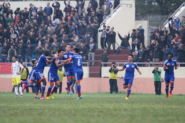 Chùm ảnh Than Quảng Ninh thua bạc nhược trước Hà Nội T&T ảnh 2