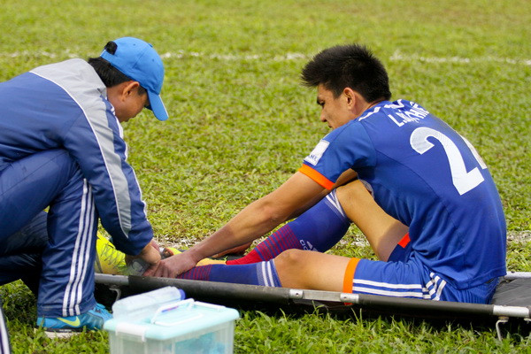 Chùm ảnh Than Quảng Ninh thua bạc nhược trước Hà Nội T&T ảnh 8