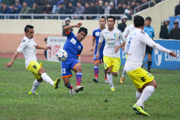 Chùm ảnh Than Quảng Ninh thua bạc nhược trước Hà Nội T&T ảnh 3