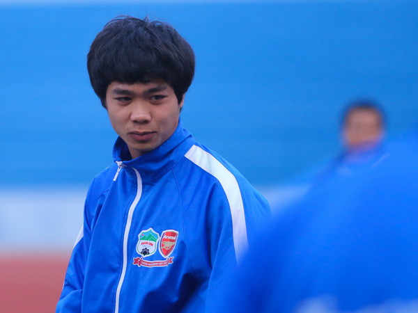 Công Phượng mang về phạt đền, Hoàng Anh Gia Lai tìm lại chiến thắng ảnh 1