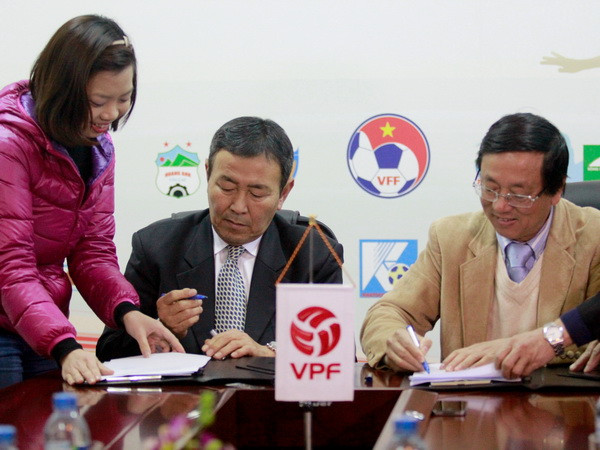 Tân trưởng giải Tanaka Koji tin mình sẽ làm tốt ở V-League ảnh 1