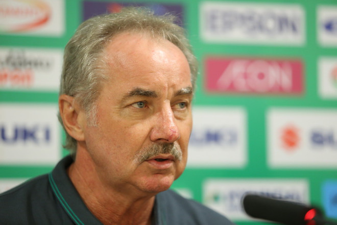 HLV Alfred Riedl từ chối xin lỗi sau thất bại lịch sử của Indonesia ảnh 1