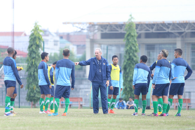 [Photo] Indonesia tập bóng bổng để “bắt nạt” Việt Nam ảnh 10
