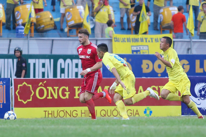 [Photo] Sống sót ở Hàng Đẫy, Bình Dương chạm một tay vào ngai vàng ảnh 3
