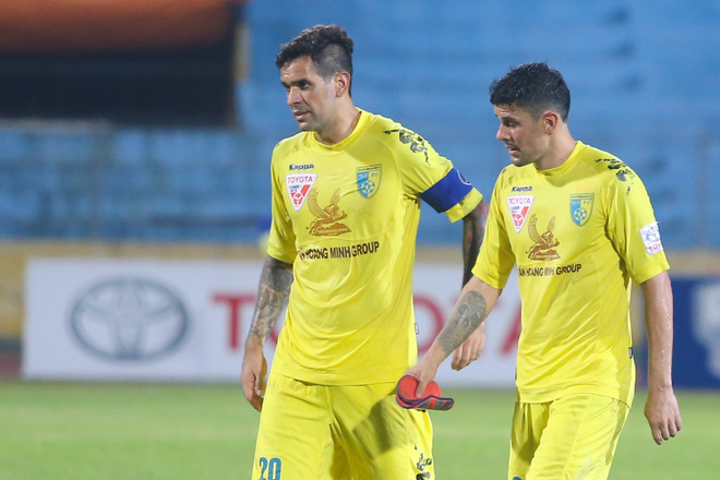 [Photo] Sống sót ở Hàng Đẫy, Bình Dương chạm một tay vào ngai vàng ảnh 12