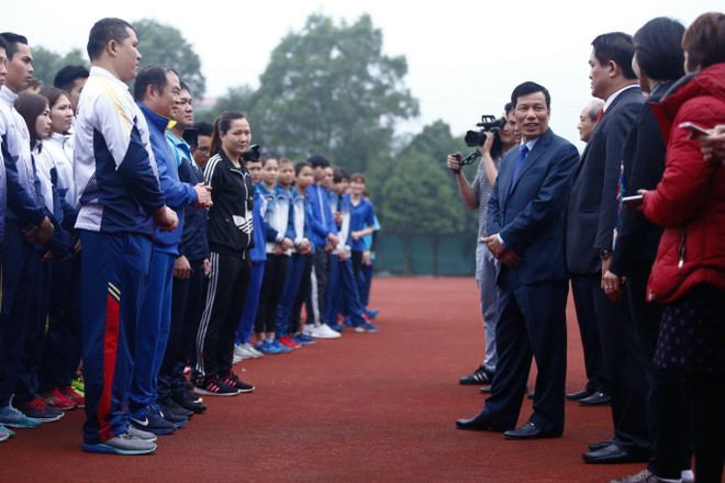 Bộ trưởng: Các đội tuyển phải noi gương U23 Việt Nam ảnh 1