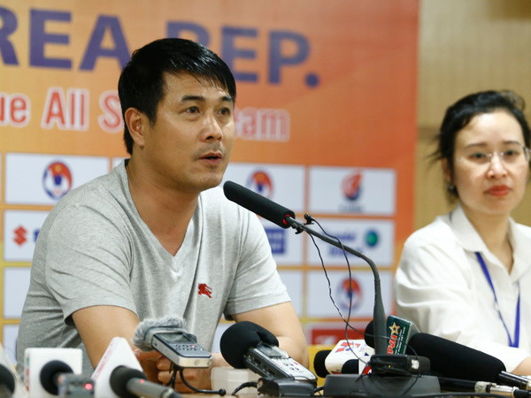 HLV Hữu Thắng tiết lộ bí quyết giúp Công Phượng thăng hoa ảnh 1