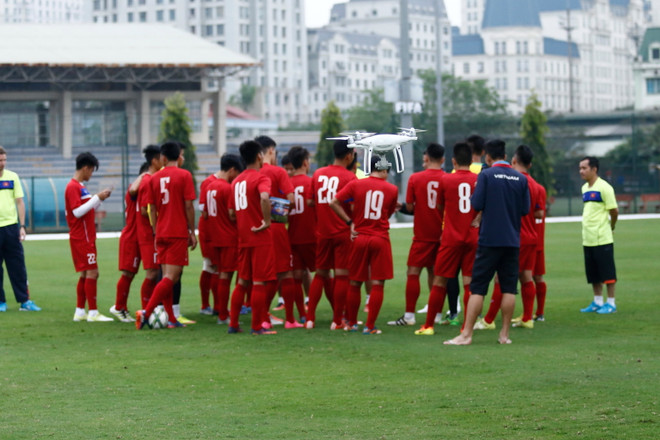 U20 Việt Nam ứng dụng công nghệ flycam cho mục tiêu World Cup ảnh 6