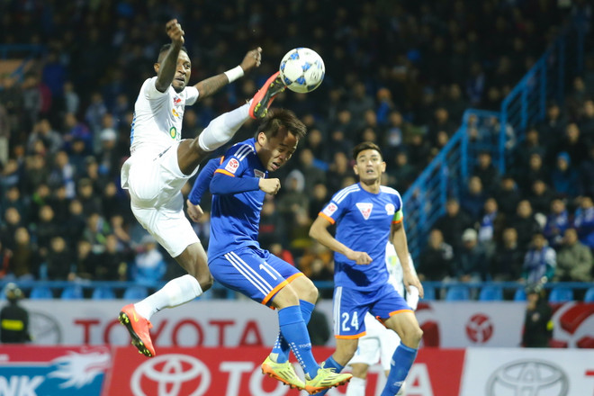 Lịch trực tiếp vòng 25 V-League: Săn huy chương đồng ở Hàng Đẫy ảnh 1