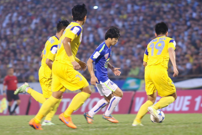 HLV Graechen trần tình việc Công Phượng tịt ngòi tại sân Vinh ảnh 2