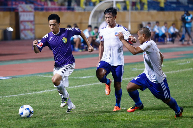 QNK Quảng Nam không nhường Hà Nội T&T dù cùng là “quân bầu Hiển” ảnh 1