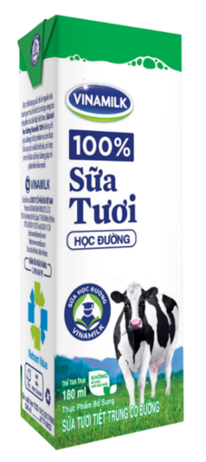 Vinamilk tổ chức cho các khách hàng nhí tham quan 'Siêu nhà máy' ảnh 8