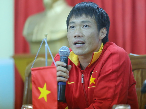 Đội trưởng Lê Tấn Tài: Xin đừng so sánh chúng tôi với U19 Việt Nam ảnh 1