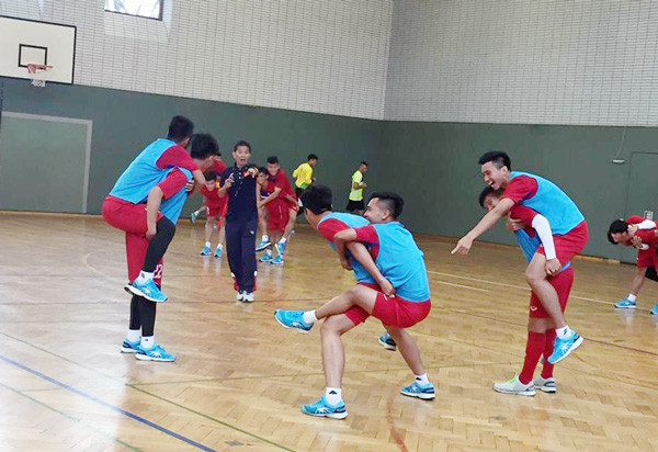 U20 Việt Nam luyện chống phản công, sẵn sàng gặp Roda JC ảnh 3