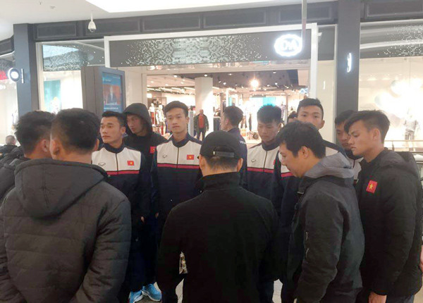 Gần nửa đội hình tuyển U20 chấn thương trước trận gặp U19 Fortuna ảnh 3