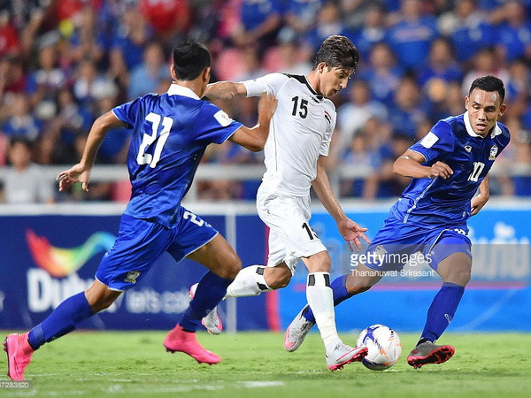 Cầm hòa Iraq, Thái Lan tiếp tục đứng đầu vòng loại World Cup ảnh 1