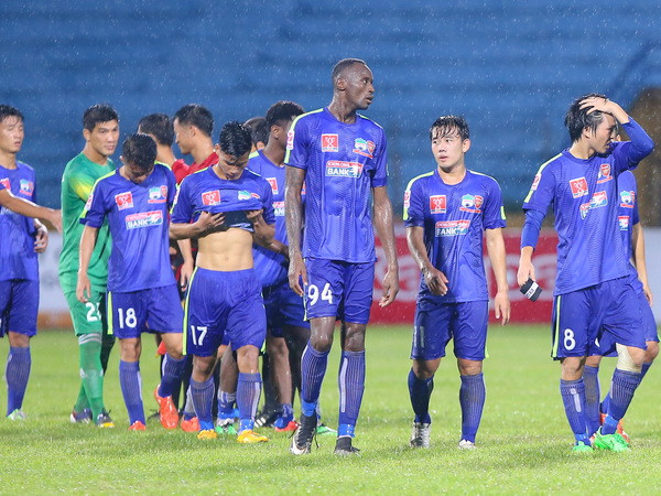 Hoàng Anh Gia Lai nhận hàng loạt án phạt nặng sau vòng 24 V-League ảnh 1