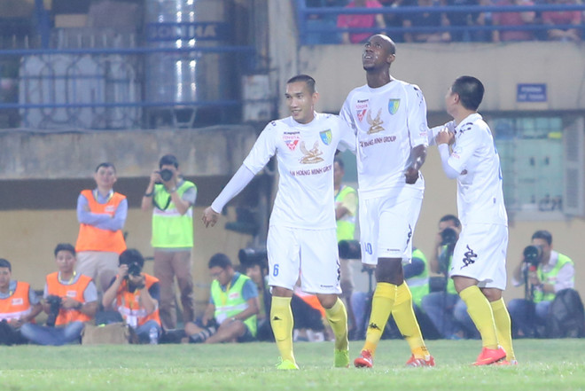 [Photo] Công Phượng chơi tốt, Hoàng Anh Gia Lai thua sát nút ảnh 4