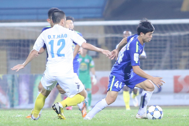 [Photo] Công Phượng chơi tốt, Hoàng Anh Gia Lai thua sát nút ảnh 1