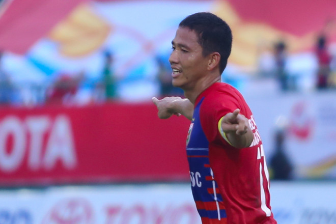 [Photo] Công Vinh dự bị, Anh Đức rực sáng, Bình Dương thắng hủy diệt ảnh 6