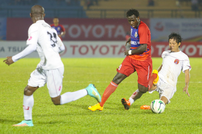 [Photo] Công Vinh dự bị, Anh Đức rực sáng, Bình Dương thắng hủy diệt ảnh 9