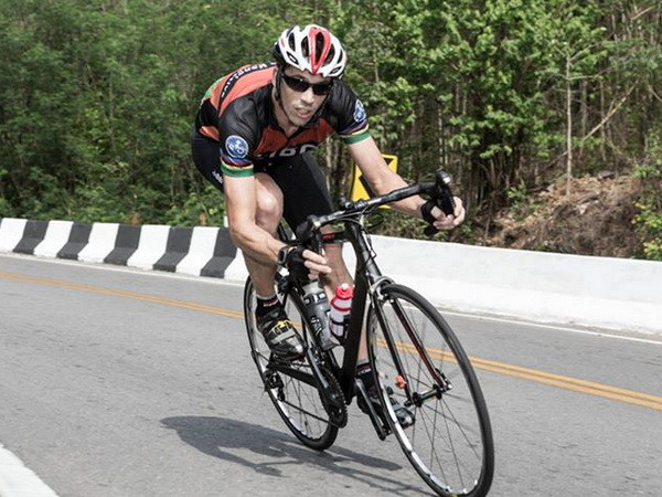 Lên đỉnh Ba Vì 9 lần trong một ngày với kế hoạch Chinh phục Everest ảnh 1