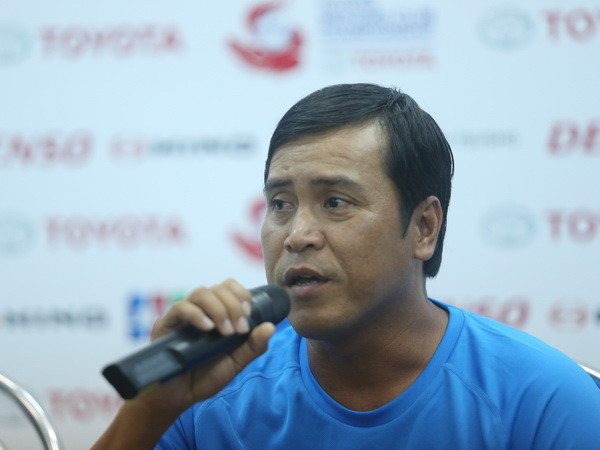 Ghi một bàn, kiến tạo một bàn, Công Vinh vẫn chưa được khen ảnh 1