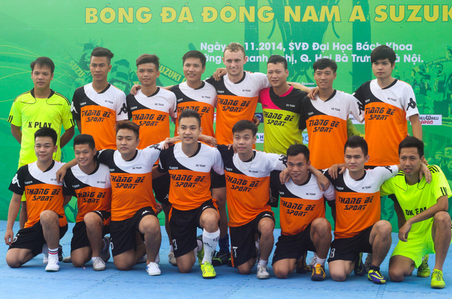 Á quân X-Factor xuất hiện trong ngày hội cúp vàng AFF Suzuki Cup 2014 ảnh 3