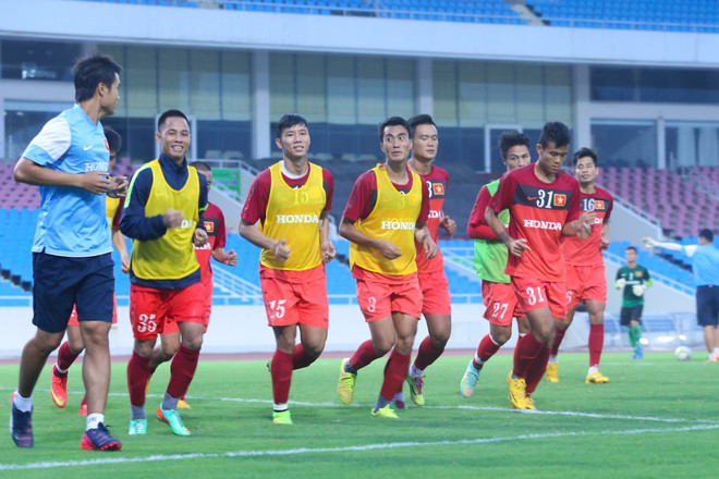 Hé lộ đội hình chính thức của tuyển Việt Nam trước thềm AFF Cup ảnh 1