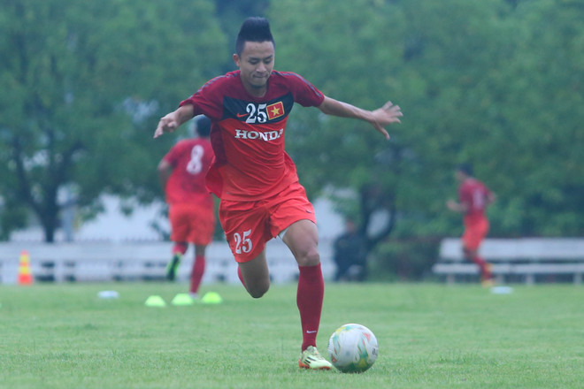 Hé lộ đội hình chính thức của tuyển Việt Nam trước thềm AFF Cup ảnh 5