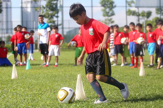 [Photo] Tưng bừng ngày hội bóng đá trẻ ở Bình Dương ảnh 8