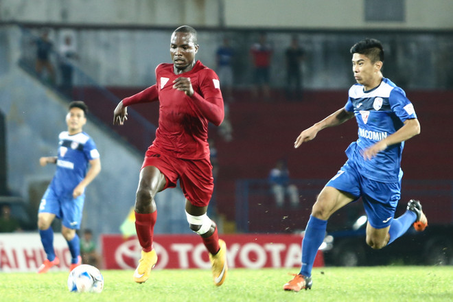 [Photo] Hàng thủ Than Quảng Ninh vỡ vụn trước hai “Tây” Hải Phòng ảnh 13