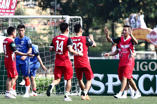 Không cần Văn Quyết, đội “phủi” vẫn thắng lớn ngày ra quân ảnh 1