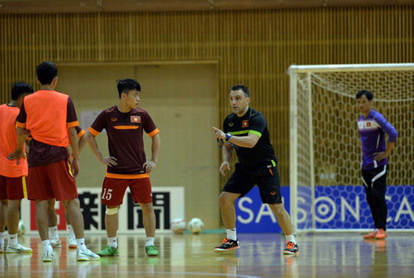 Futsal Việt Nam sẽ có 1 phút mặc niệm nạn nhân động đất Nhật Bản ảnh 2