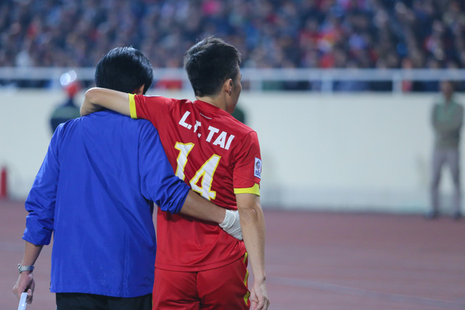 [Photo] Những hình ảnh không thể nào quên trong thất bại của Việt Nam ảnh 13