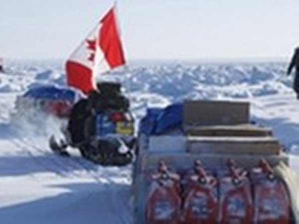 Canada bắt đầu cuộc tập trận thường niên NUNALIVUT 2015 ảnh 1