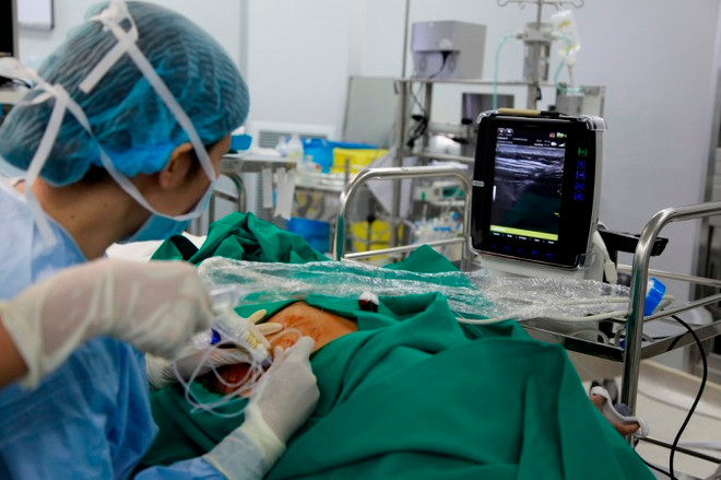 Tạm biệt cơn đau sau sinh mổ bằng phương pháp gây tê đặc biệt ảnh 2