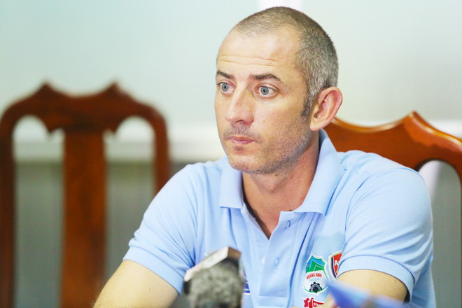 HLV Graechen: Muốn khắc chế tiểu xảo, HAGL phải ghi nhiều bàn hơn ảnh 1