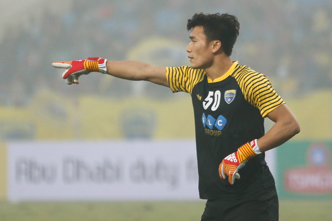 Bùi Tiến Dũng tỏa sáng trong chiến thắng của Thanh Hóa ở châu Á ảnh 1