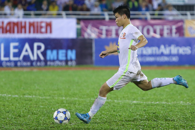 Bốn tuyển thủ U23 sút hỏng luân lưu, tin buồn cho ông Miura? ảnh 3