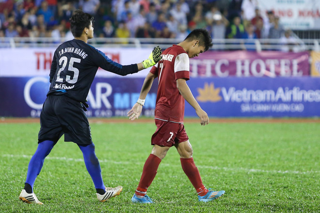 Bốn tuyển thủ U23 sút hỏng luân lưu, tin buồn cho ông Miura? ảnh 4