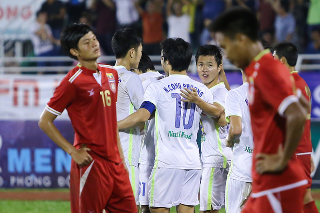 [Photo] Cận cảnh chiến thắng đậm đà của Hoàng Anh Gia Lai ảnh 13