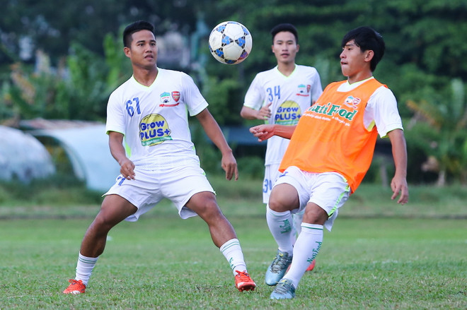 Công Phượng thích thú với đồng hồ mới, U21 HAGL tự tin vào bán kết ảnh 3