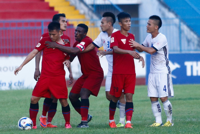 [Photo] Lạch Tray thất thủ, đội đầu bảng Hải Phòng đại bại ảnh 13