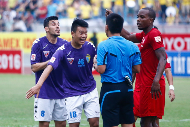 V-League trước vòng 17: Còn ai sẽ là nạn nhân của những vị Vua áo đen? ảnh 1